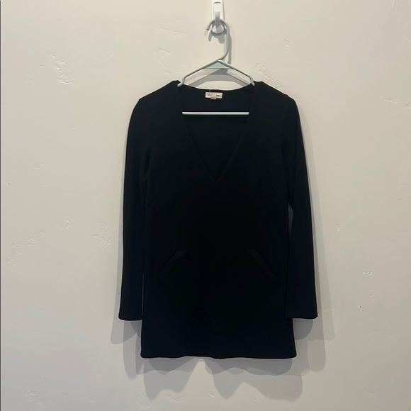 Silence and noise Chic Black V-Neck mini dress - Picture 1 of 5